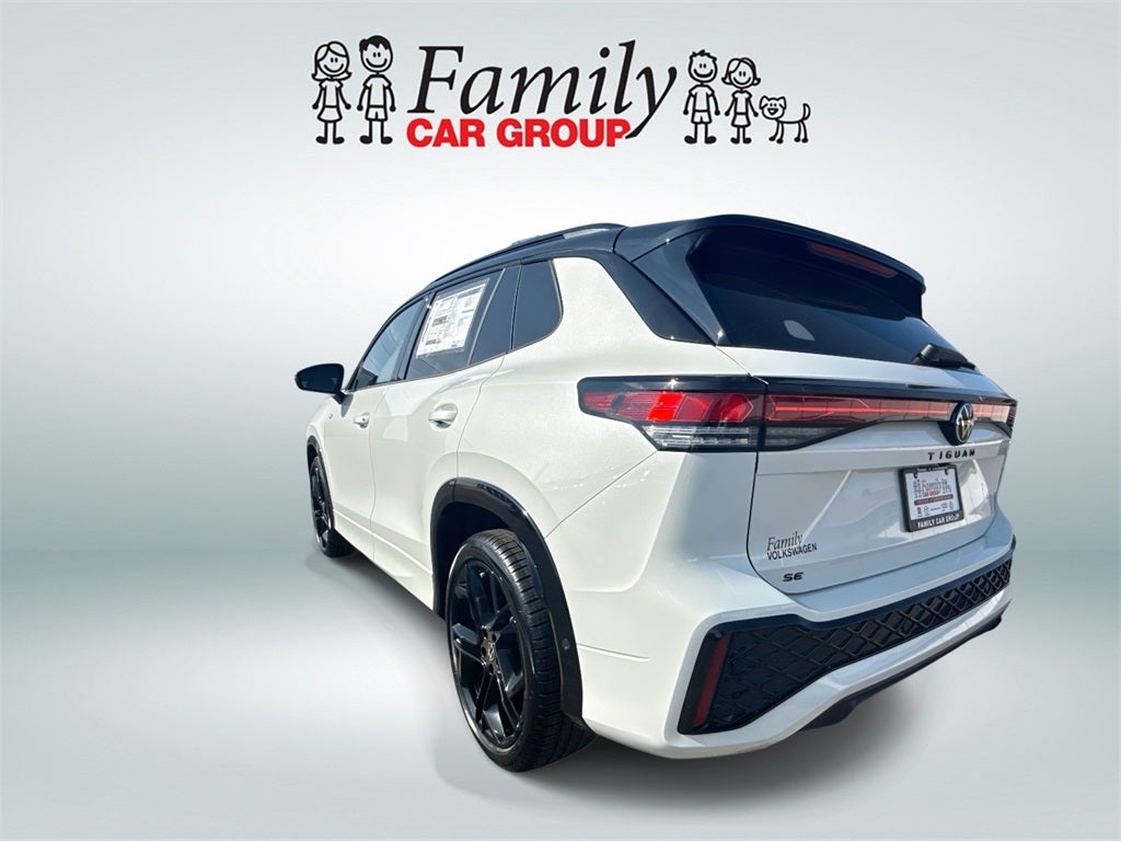 2026 Volkswagen Tiguan 2.0T SE R-Line Black