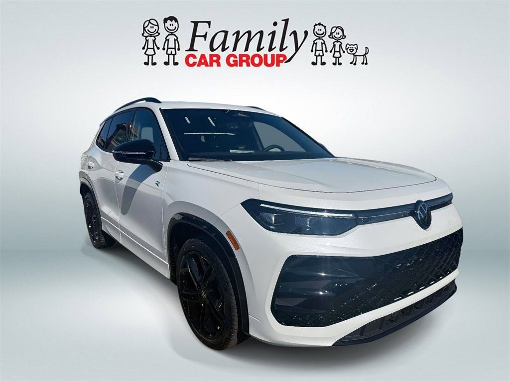 2026 Volkswagen Tiguan 2.0T SE R-Line Black