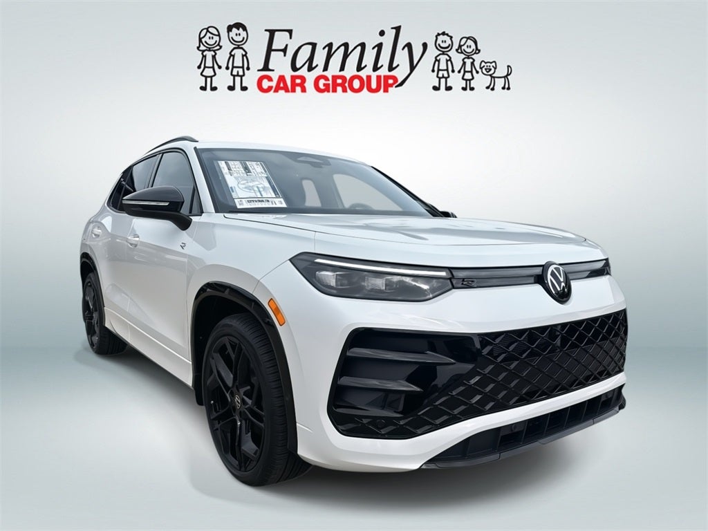 2026 Volkswagen Tiguan 2.0T SE R-Line Black