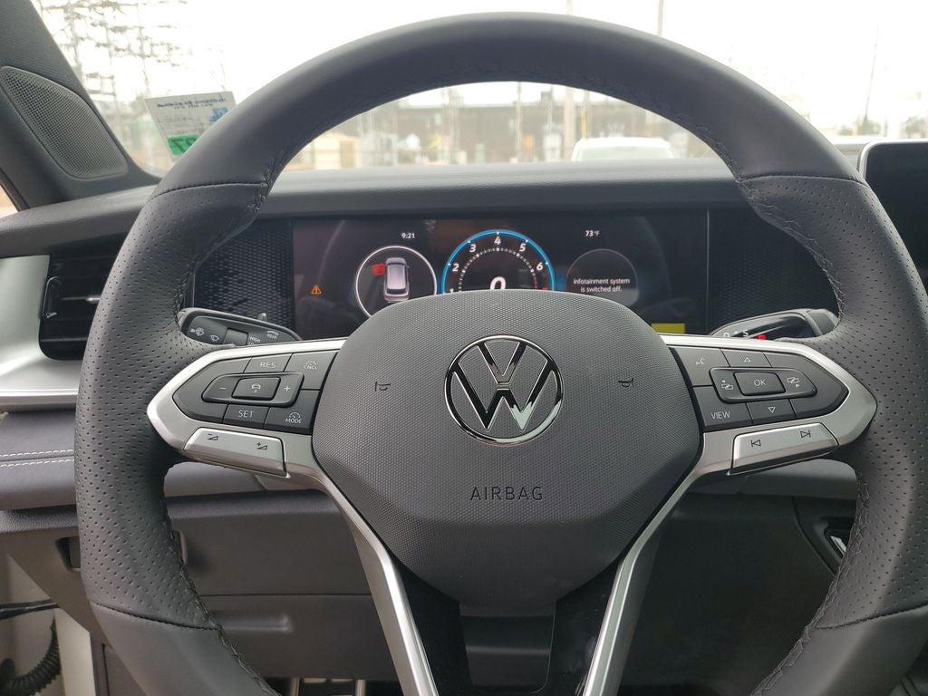 2026 Volkswagen Tiguan 2.0T SE R-Line Black