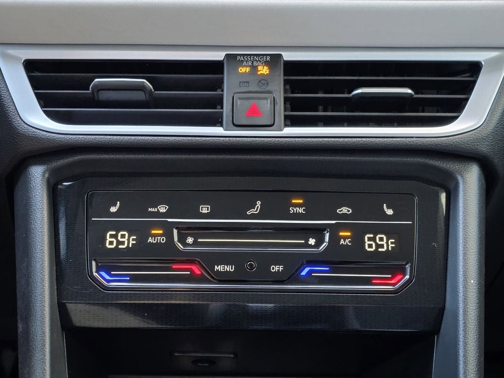 2025 Volkswagen Taos 1.5T SE