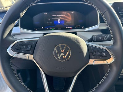 2025 Volkswagen Taos 1.5T SE