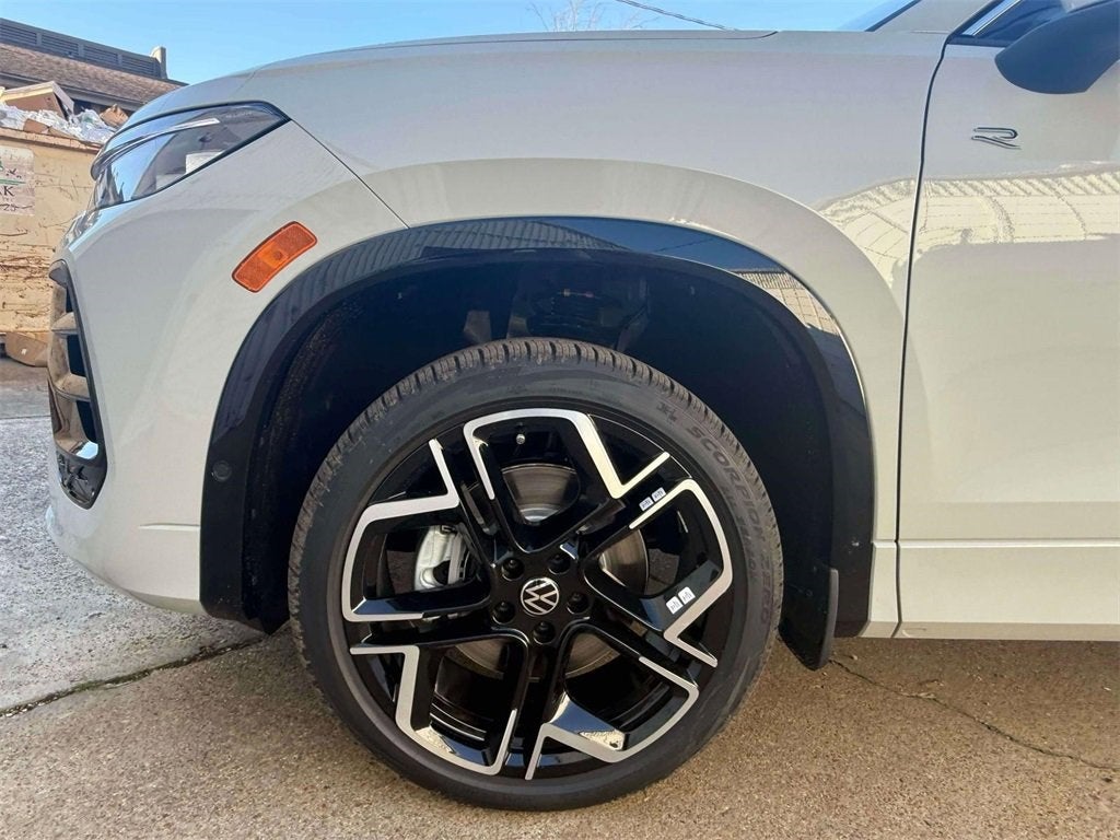 2026 Volkswagen Tiguan 2.0T SEL R-Line Turbo