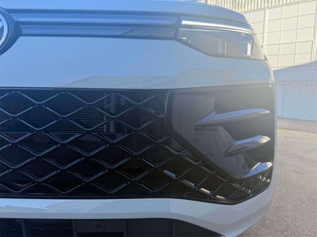 2026 Volkswagen Tiguan 2.0T SEL R-Line Turbo