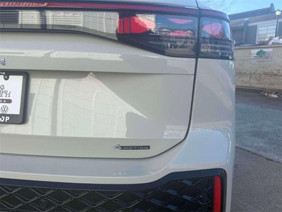 2026 Volkswagen Tiguan 2.0T SEL R-Line Turbo