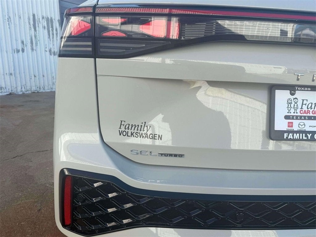 2026 Volkswagen Tiguan 2.0T SEL R-Line Turbo