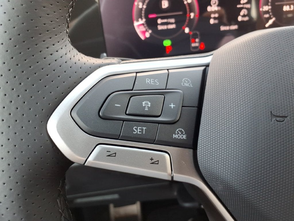 2026 Volkswagen Tiguan SEL R-Line Turbo