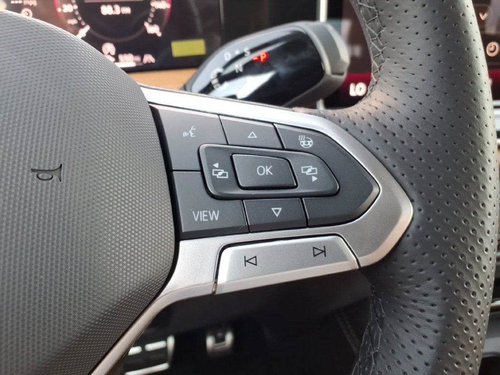 2026 Volkswagen Tiguan SEL R-Line Turbo