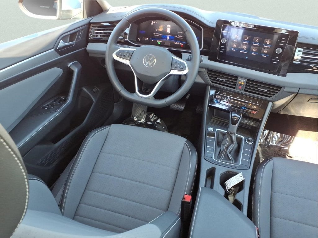 2025 Volkswagen Jetta 1.5T SE