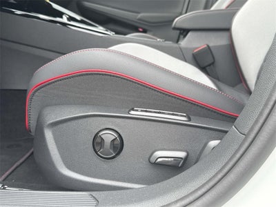 2025 Volkswagen Golf GTI 2.0T SE