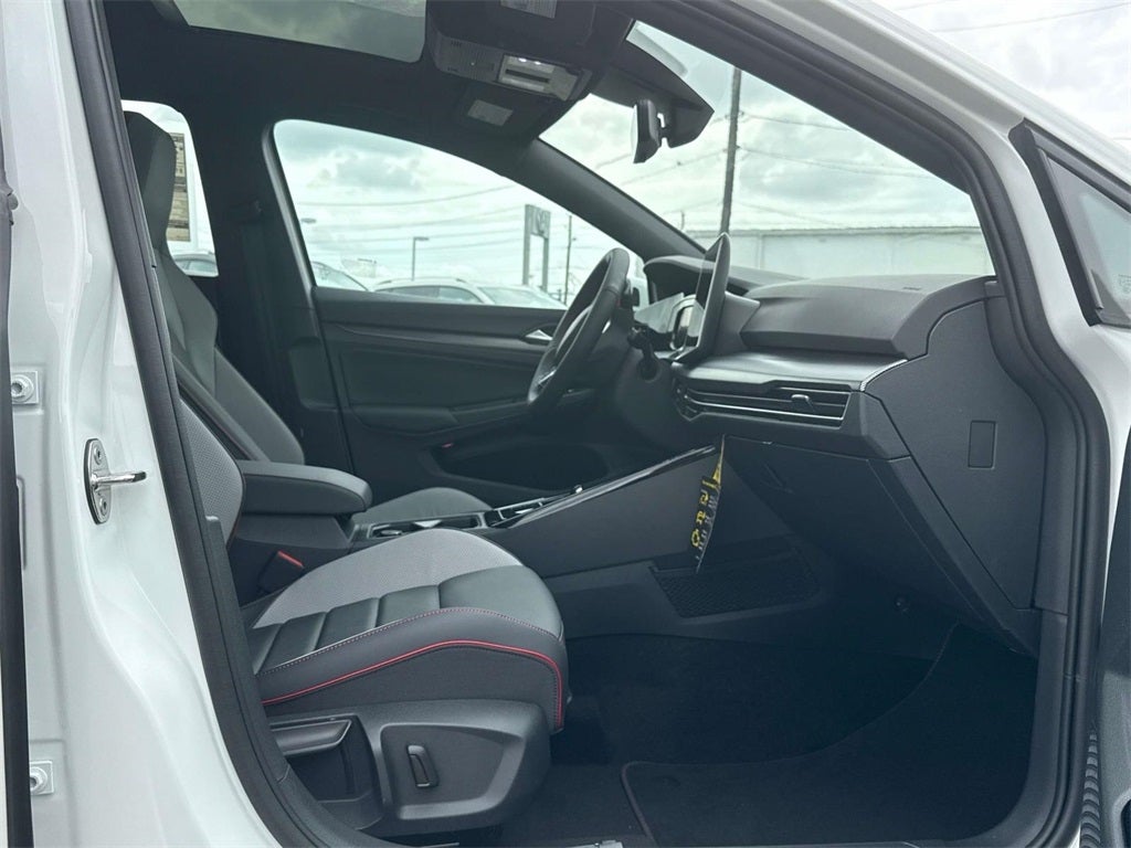 2025 Volkswagen Golf GTI 2.0T SE