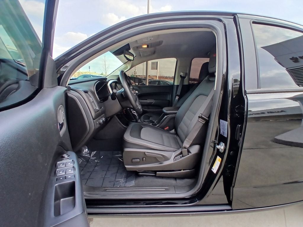 2022 GMC Canyon AT4 w/Cloth