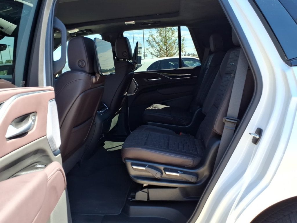 2024 Cadillac Escalade Sport Platinum