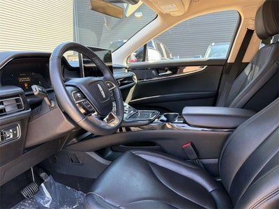 2022 Lincoln Nautilus Standard