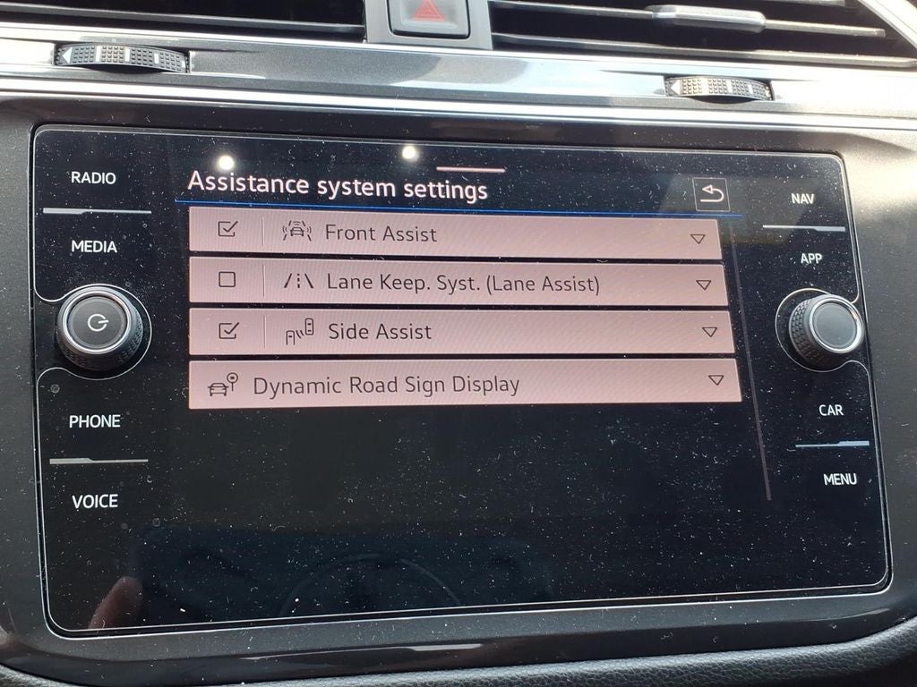 2024 Volkswagen Tiguan 2.0T SEL R-Line