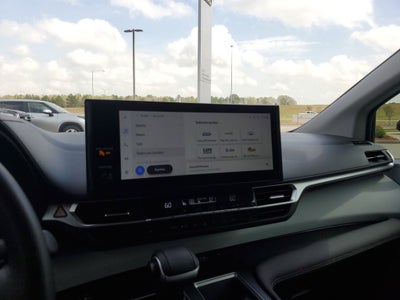 2025 Toyota Sienna XLE 8 Passenger