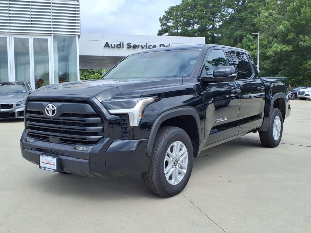 2025 Toyota Tundra SR5