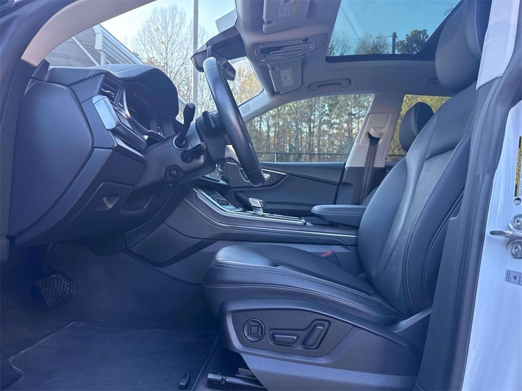 2023 Audi Q8 55 Premium Plus quattro