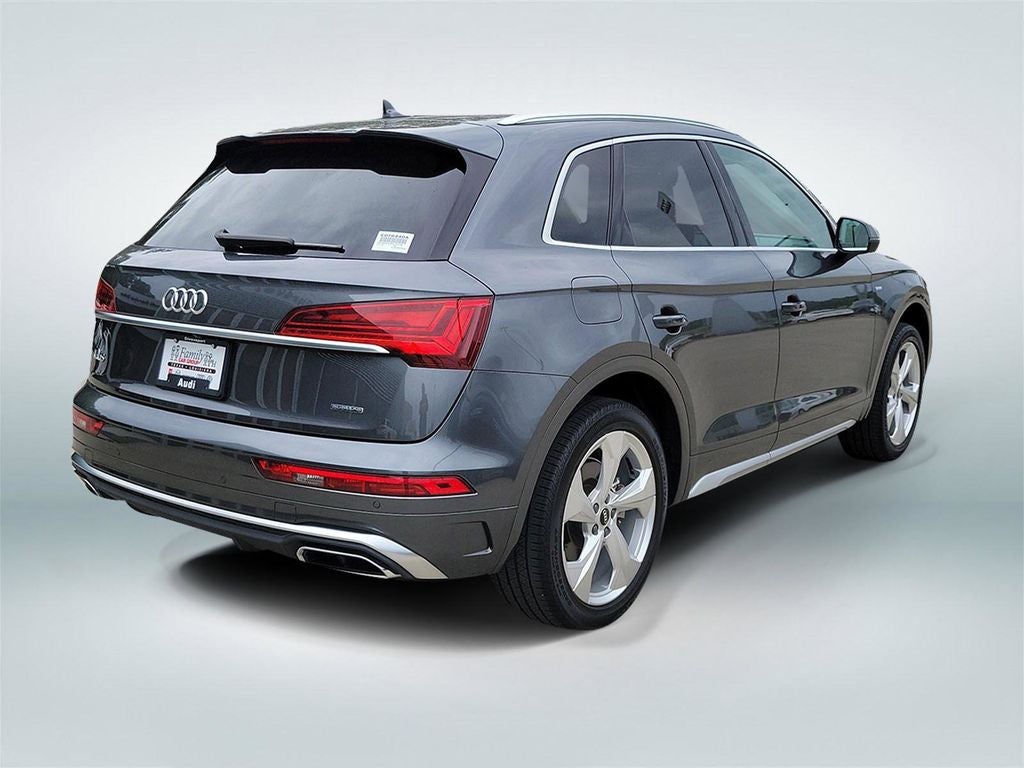 2023 Audi Q5 45 S line Premium quattro
