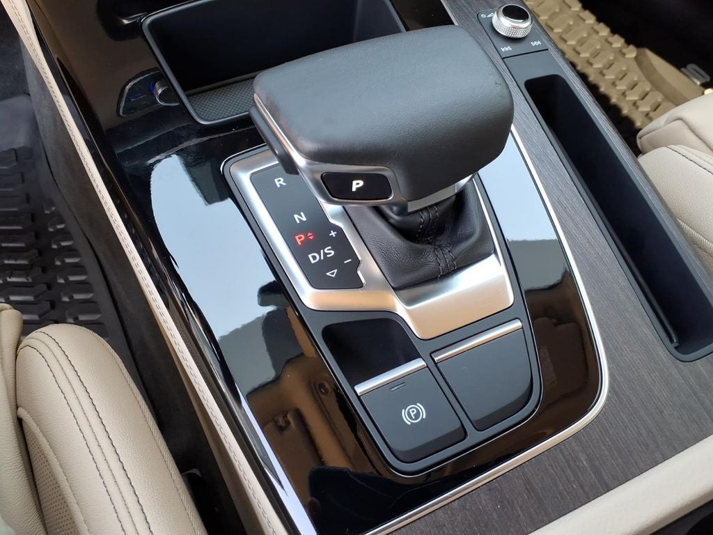 2024 Audi Q5 45 S line Premium Plus quattro