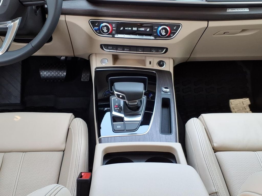 2024 Audi Q5 45 S line Premium Plus quattro