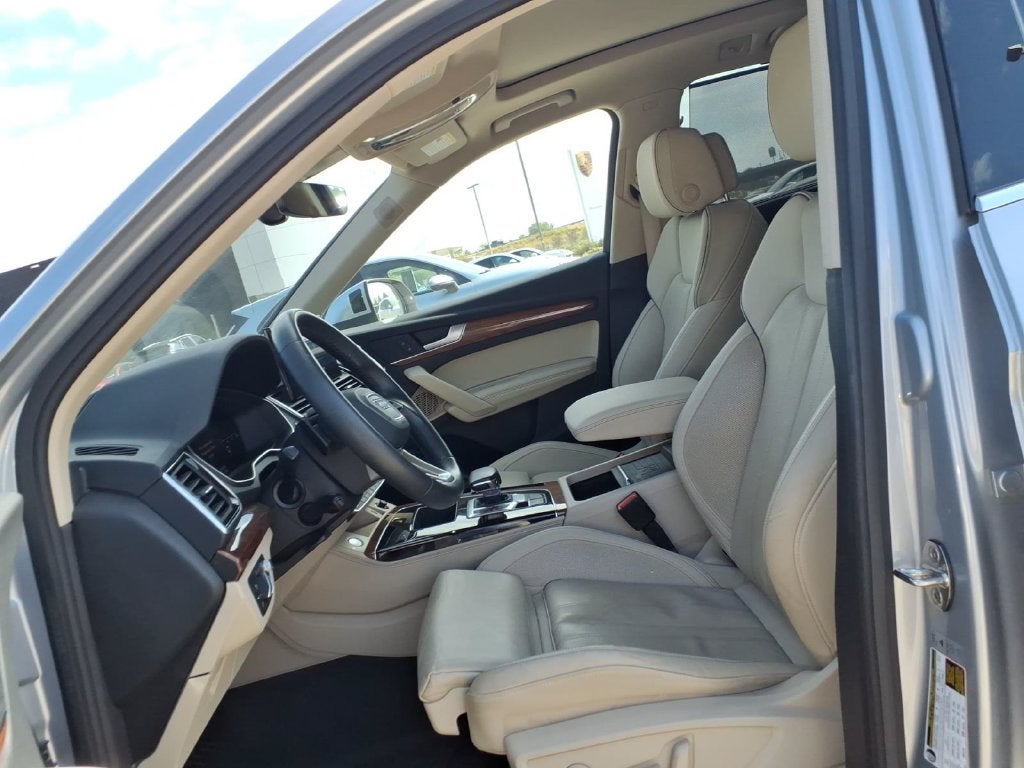 2023 Audi Q5 45 S line Prestige quattro