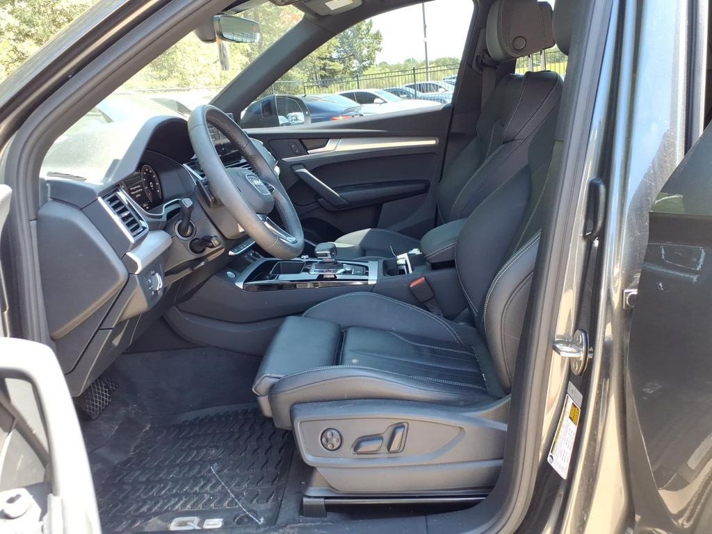 2024 Audi Q5 45 S line Premium quattro
