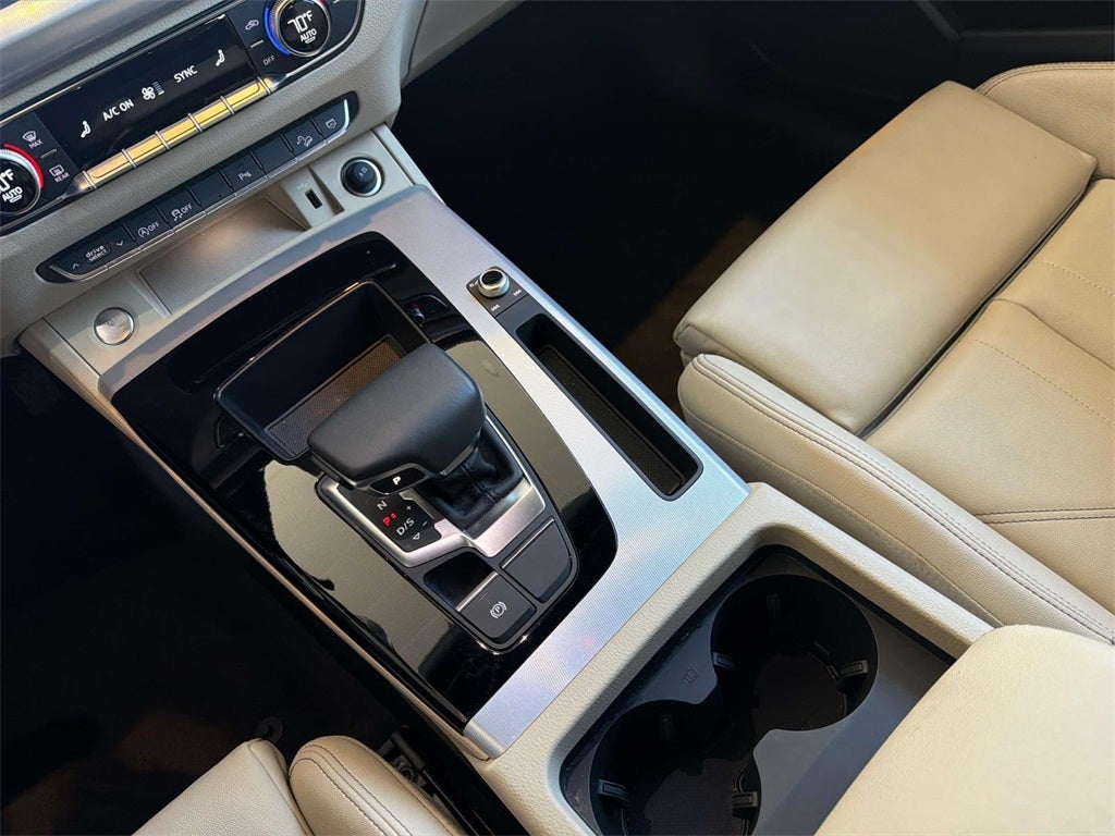 2025 Audi Q5 45 S line Premium quattro