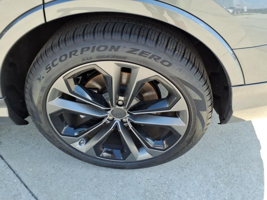 2026 Audi Q7 55 Premium Plus quattro
