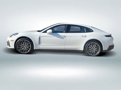 2025 Porsche Panamera 4