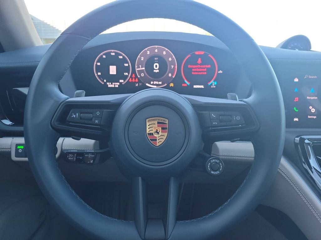 2025 Porsche Panamera 4