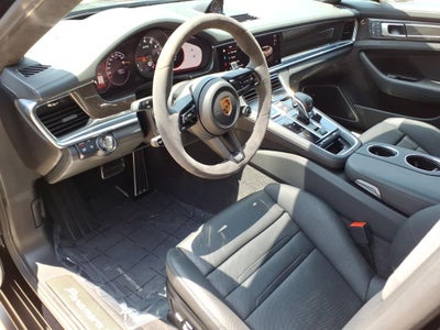 2022 Porsche Panamera GTS