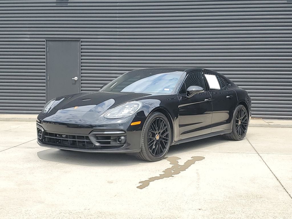 2023 Porsche Panamera 4 Platinum Edition