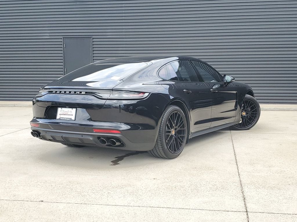 2023 Porsche Panamera 4 Platinum Edition