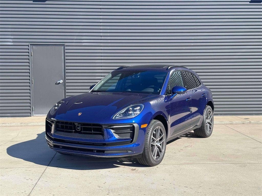 2026 Porsche Macan AWD
