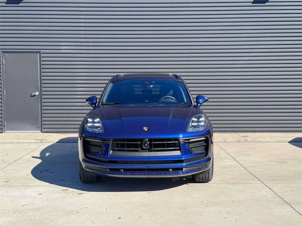 2026 Porsche Macan AWD