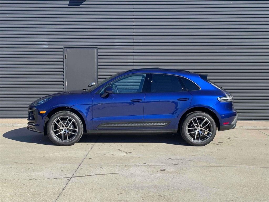 2026 Porsche Macan AWD
