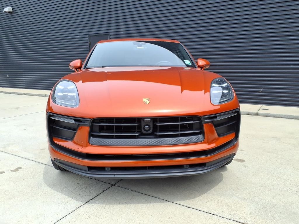 2024 Porsche Macan Base