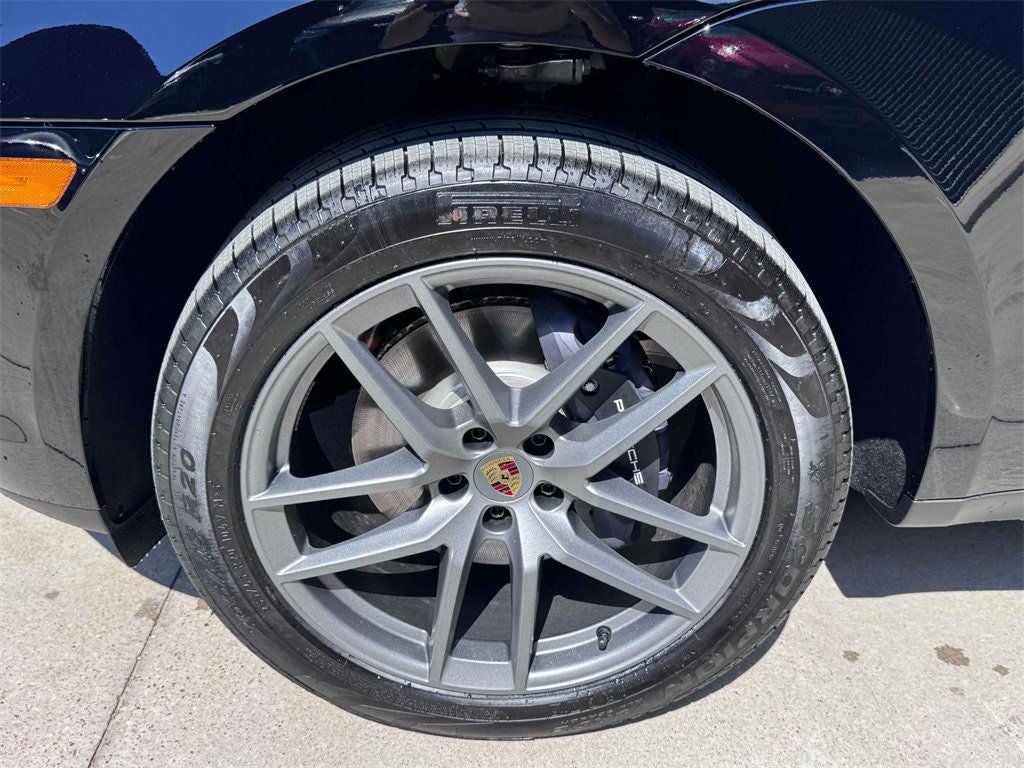 2025 Porsche Macan AWD