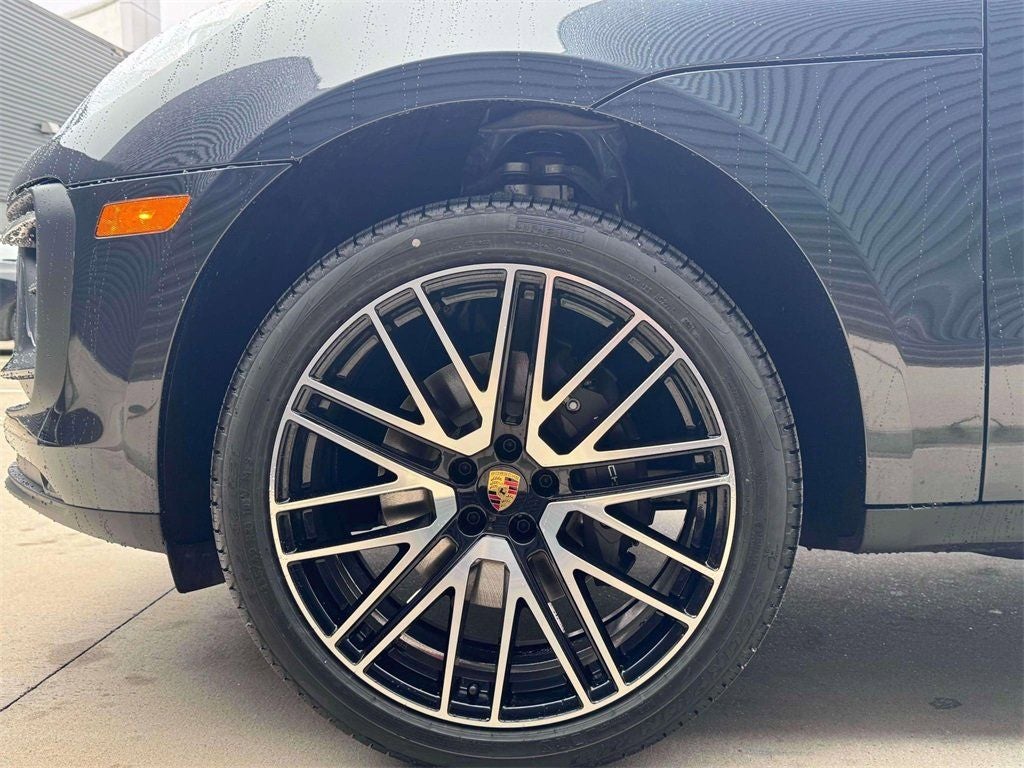 2026 Porsche Macan AWD