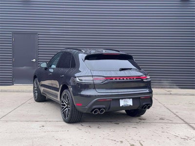 2026 Porsche Macan AWD