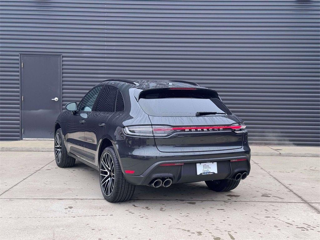 2026 Porsche Macan AWD