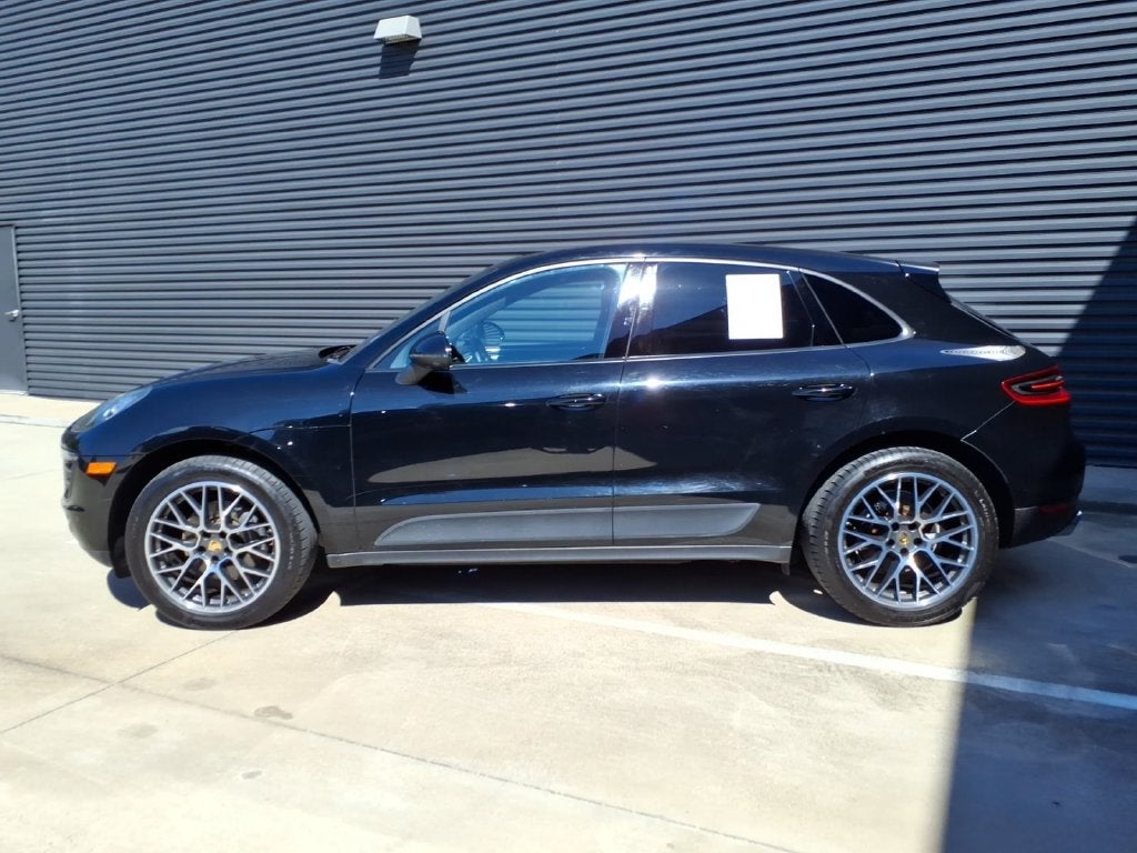 2018 Porsche Macan Sport Edition