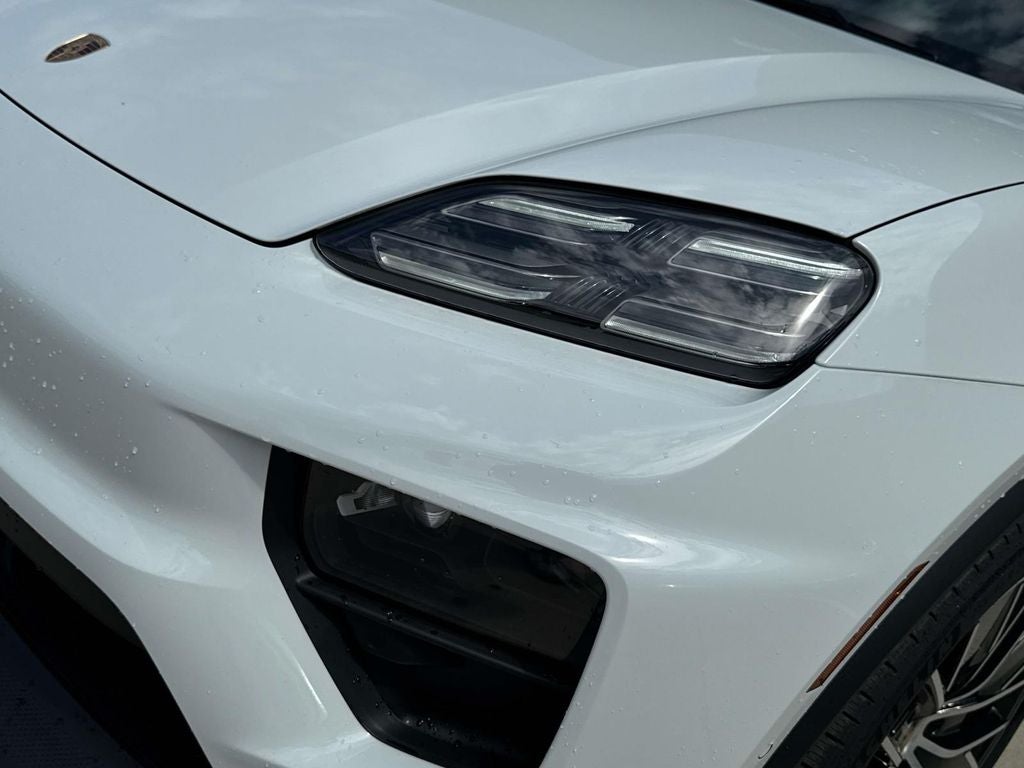 2024 Porsche Macan Electric 4