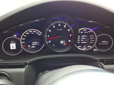 2023 Porsche Cayenne S Platinum Edition