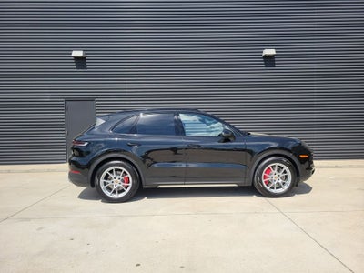 2025 Porsche Cayenne S