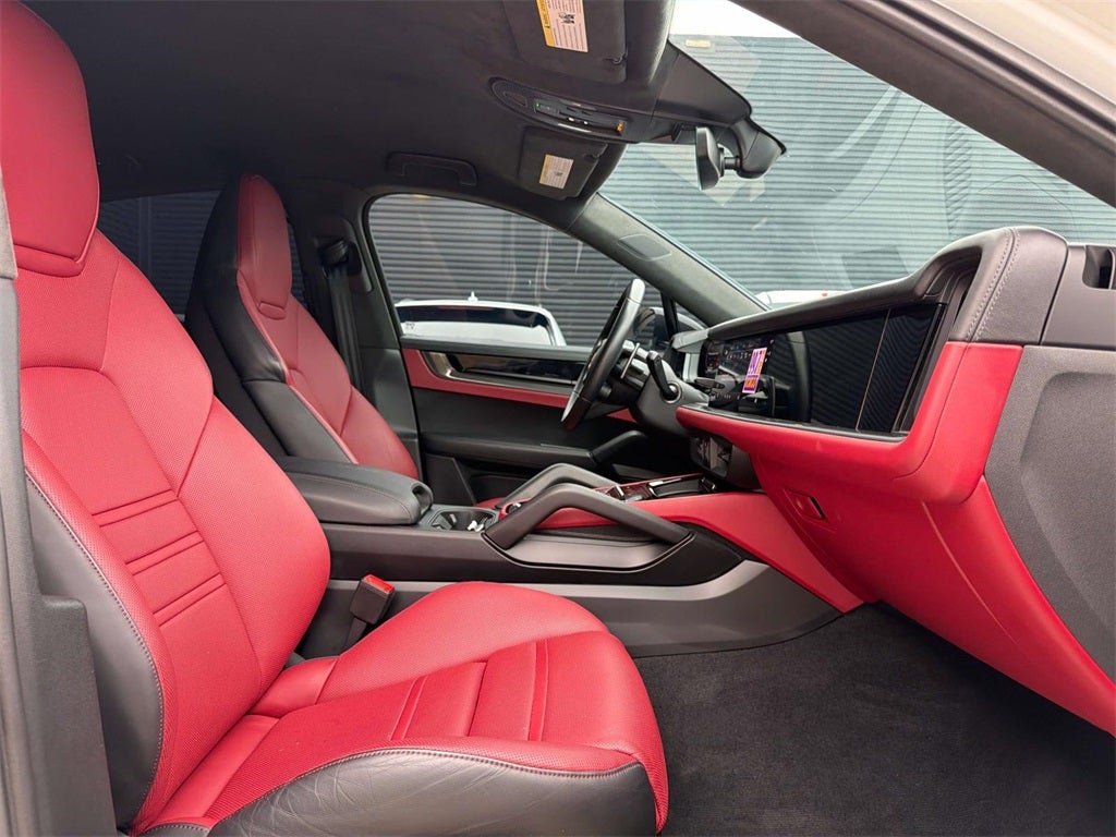 2024 Porsche Cayenne Coupe Turbo GT